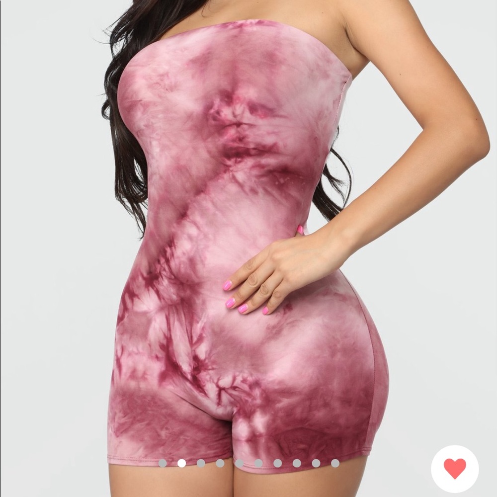 NWT Beautiful fashion nova tie dye romper
